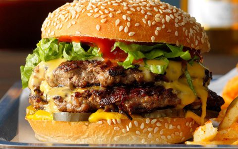 Smash-Burgers_EXPS_TOHcom20_246232_B10_06_10b